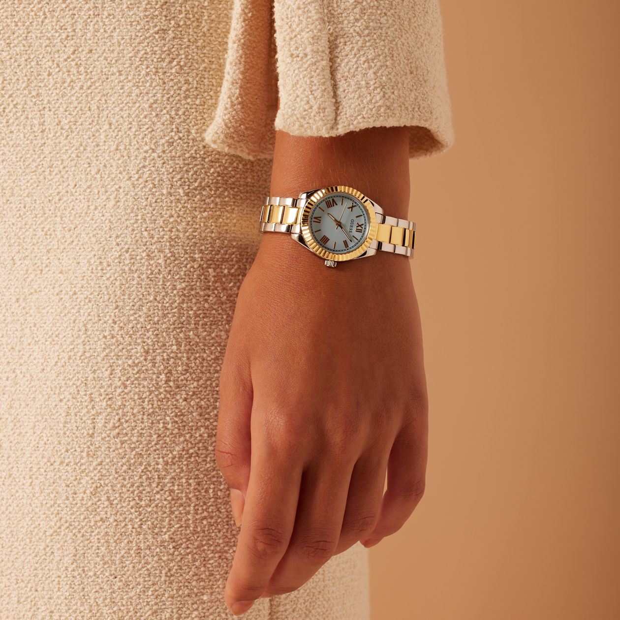 Guess Armbanduhr für Damen, zweifarbig, MINI LUNA, GW0687L4