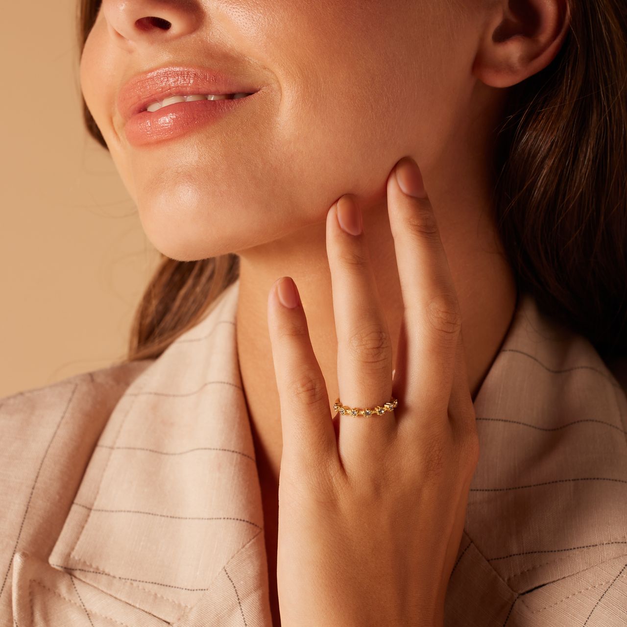 Stainless steel goldplated vintage ring met wit zirkonia