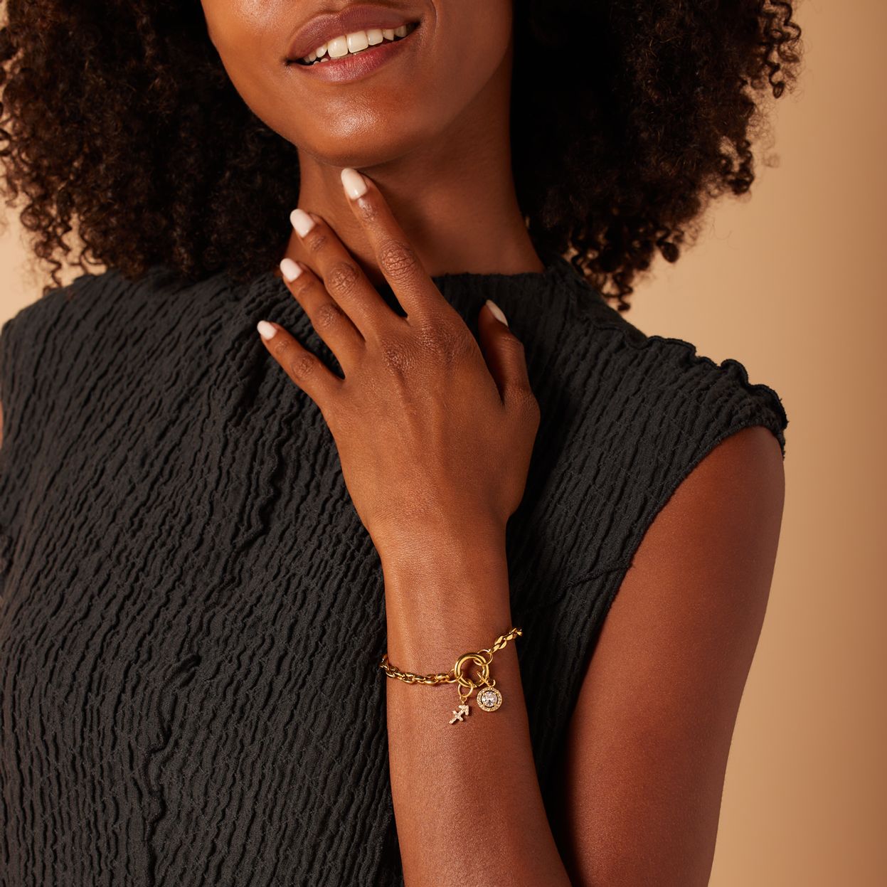 Stainless steel goldplated sterrenbeeldhanger Boogschutter met zirkonia voor dames