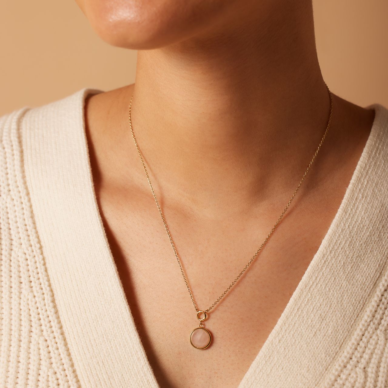 Stalen goldplated ketting met hanger met rozenkwarts voor dames