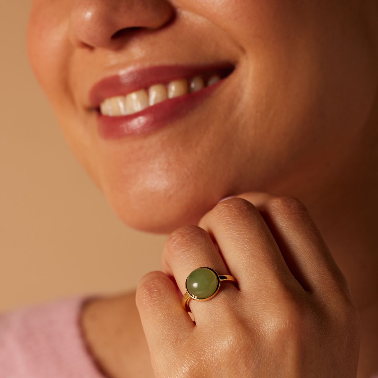 Stalen goldplated ring met groen aventurijn