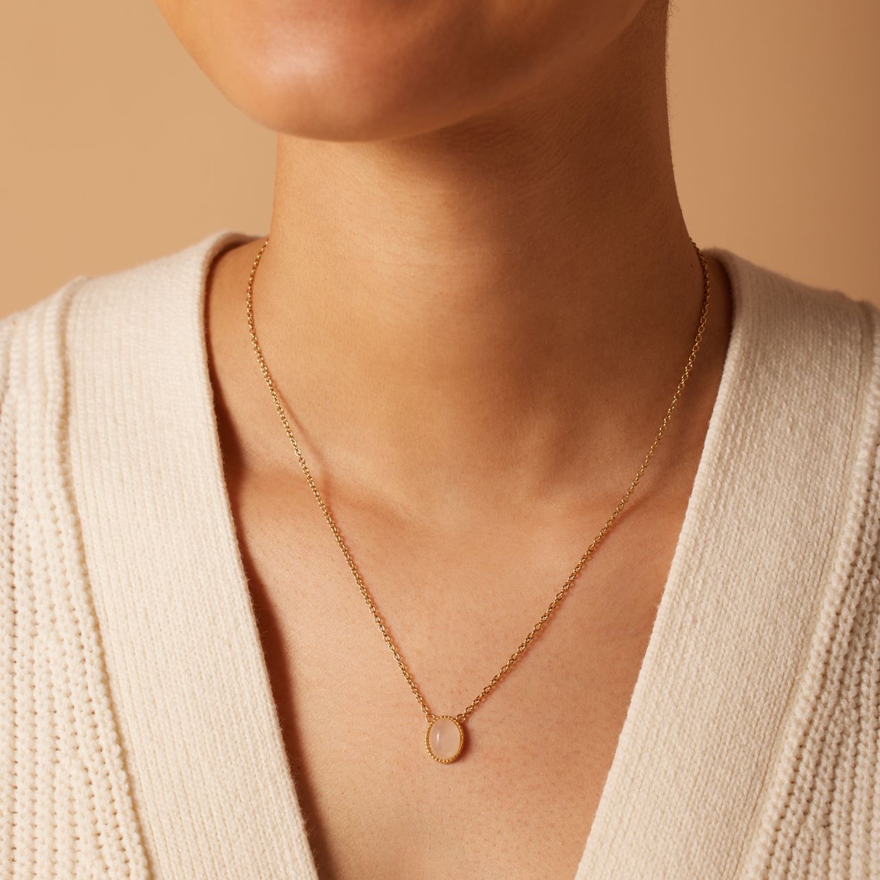 Stalen goldplated ketting met hanger met rozenkwarts voor dames