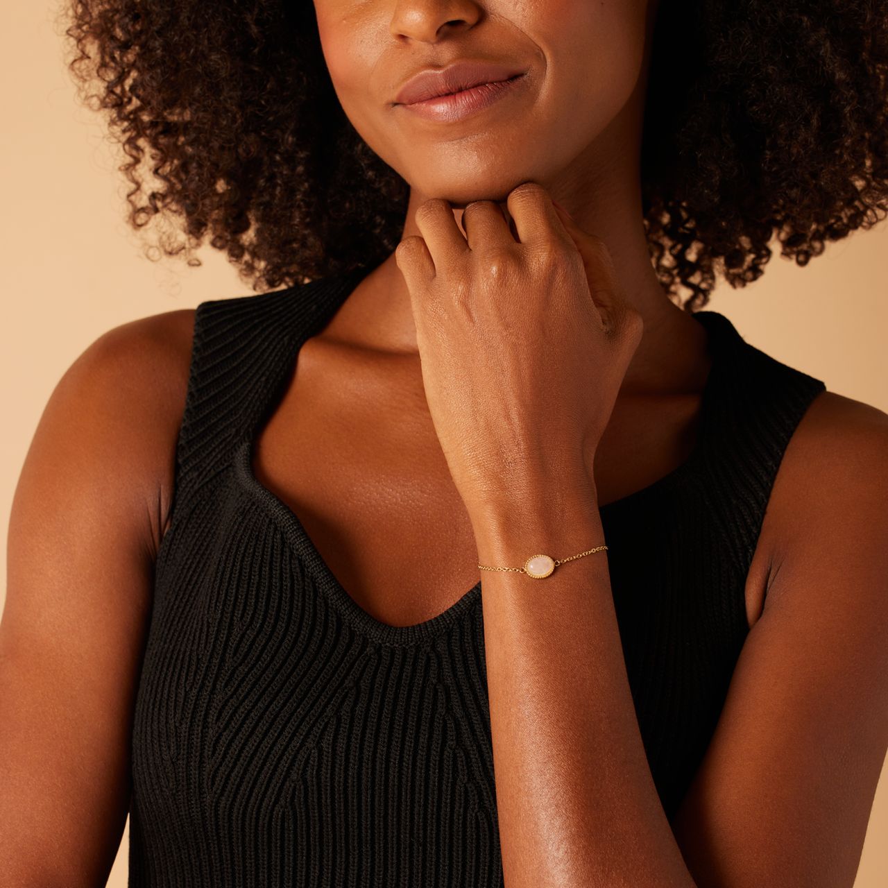 Stalen goldplated fantasiearmband met rozenkwarts voor dames