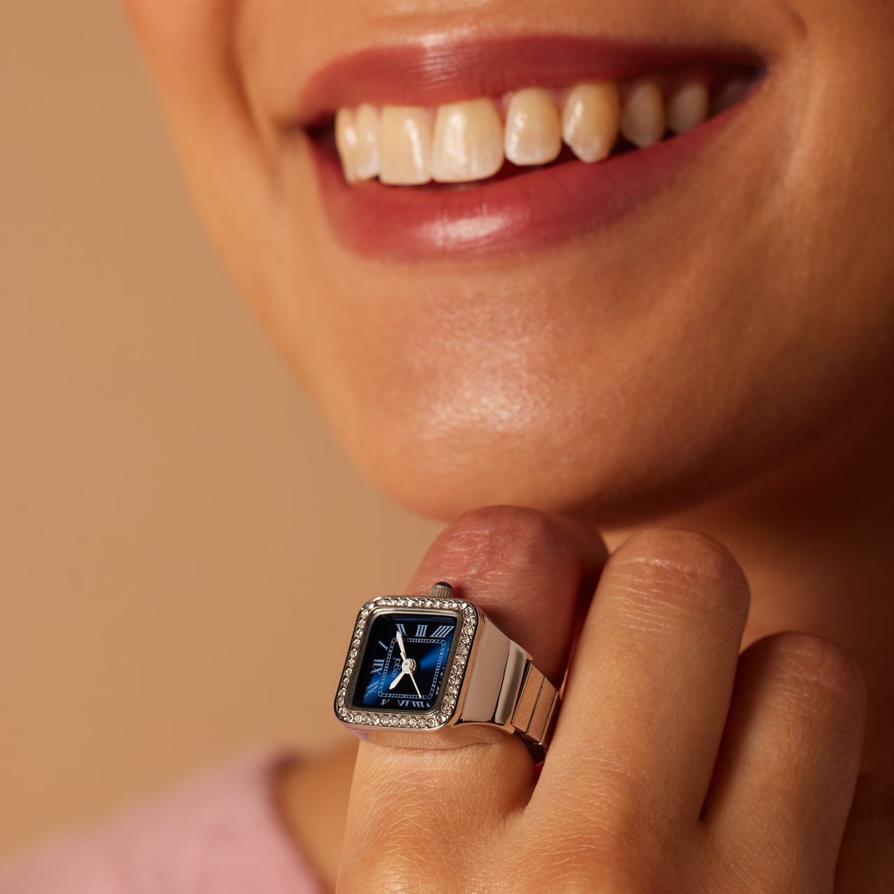 Regal Ringuhr aus 925er Silber mit blauem Zifferblatt und Zirkoniasteinen