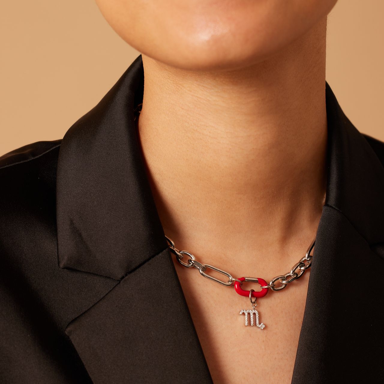 Stainless steel bedel sluiting ovaal rood emaille