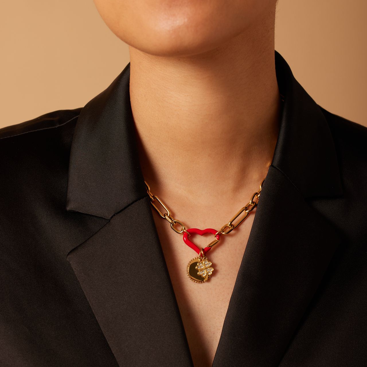 Stainless steel goldplated bedel sluiting hart rood emaille