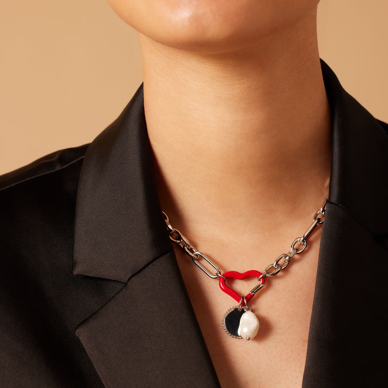 Stainless steel bedel sluiting hart rood emaille