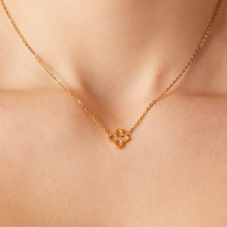 Stainless steel goldplated ketting met ovale bloem