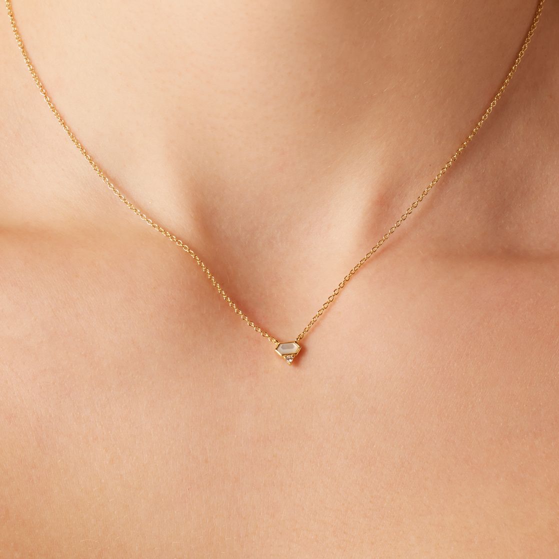 Zilveren goldplated ketting met hanger en zirkonia