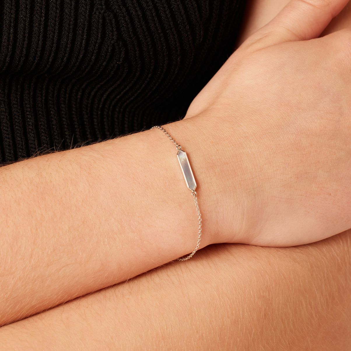 Zilveren armband met parelmoer