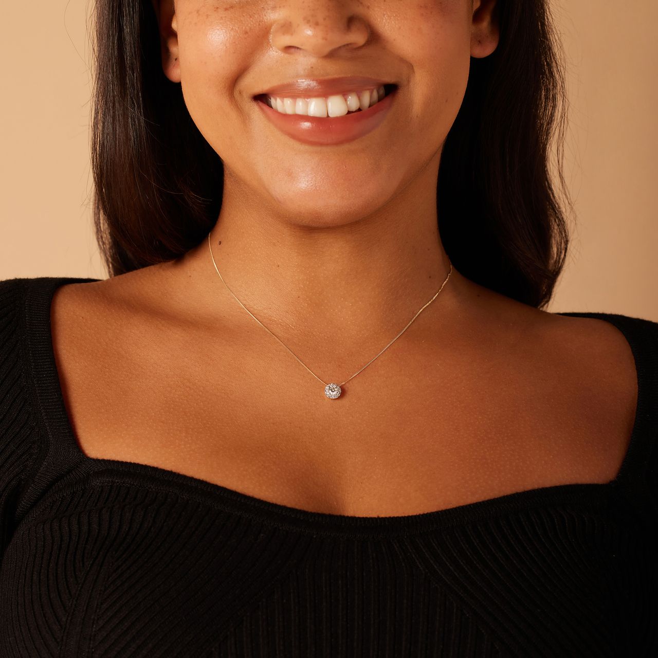 14 Karat Gelbgoldkette mit Anhänger und 15 im Labor gezüchteten Diamanten 0,50 ct für Damen