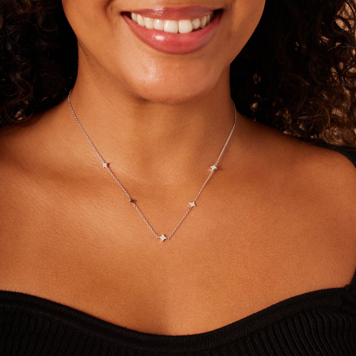 Silberne Halskette für Damen