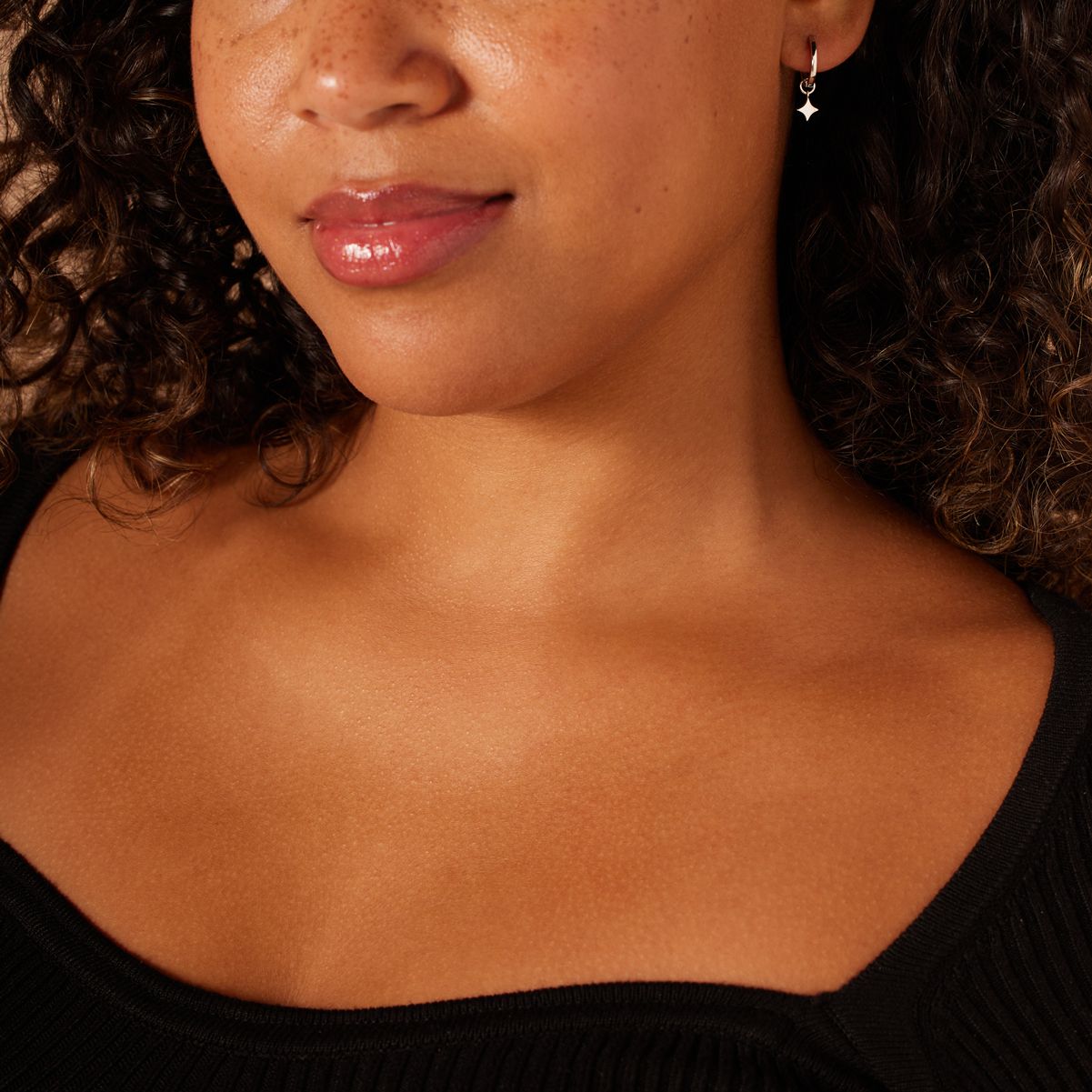 Silberne Ohrringe für Damen