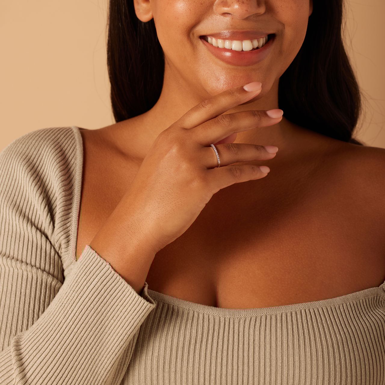 Silberner Damenring mit Zirkonia