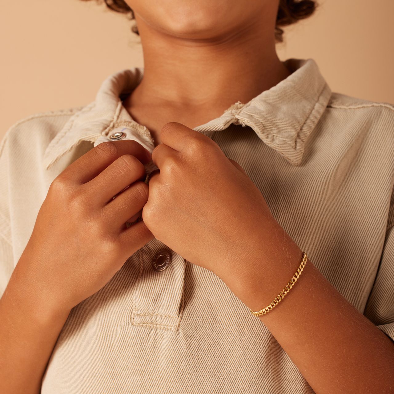 Goldplattiertes Armband aus recyceltem Silber mit Gourmetglied.