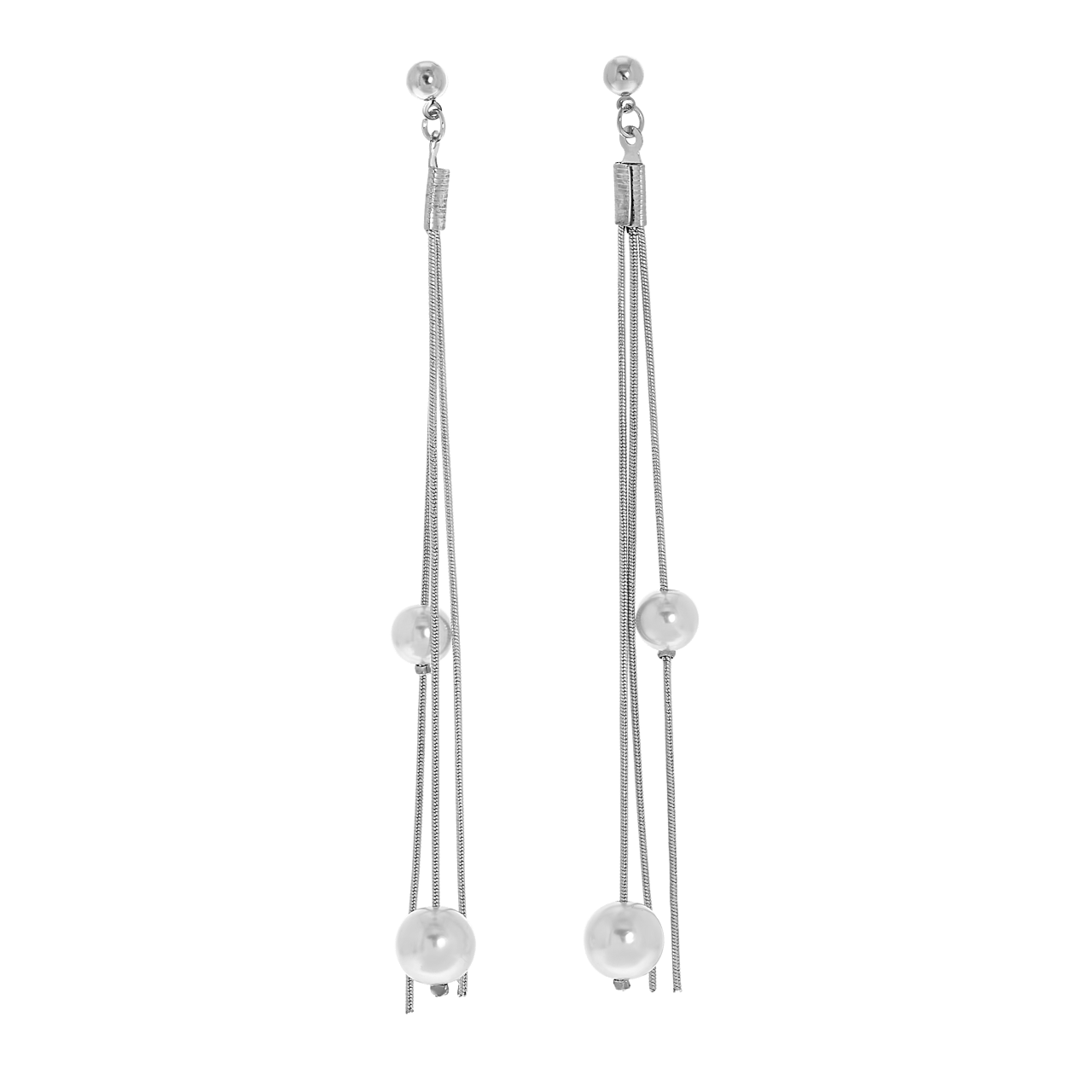 Zilverkleurige byoux oorbellen parel