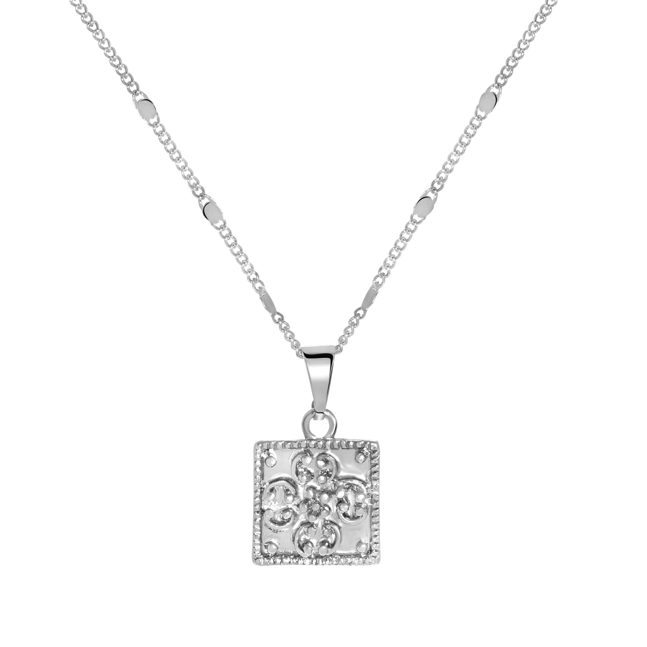 Zilverkleurige byoux ketting met vierkante hanger