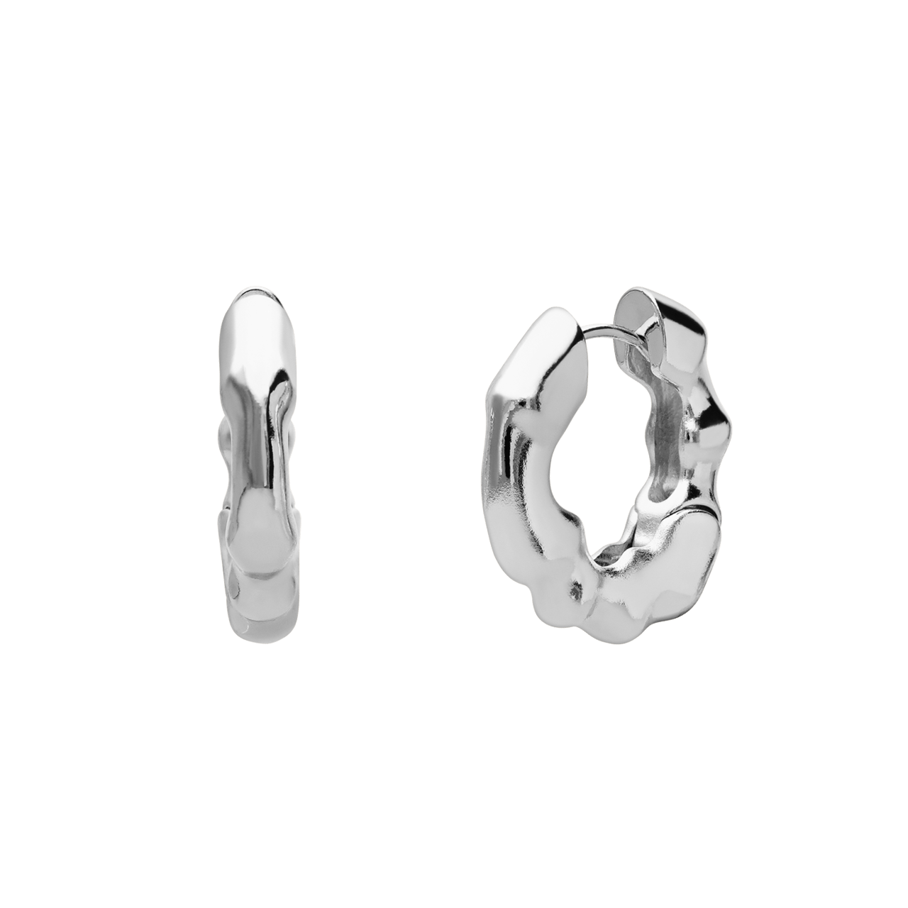 Bijoux zilverkleurige oorringen bewerkt voor dames
