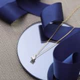 Kette aus 375 Gold mit Zirkonia-Anhänger, 5,5 mm