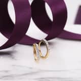 Diamond Luxury14 karaat geelgouden oorringen met diamant 0,15ct voor dames