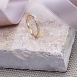 14 Karaat geelgouden ring met 21 diamanten 0,10ct