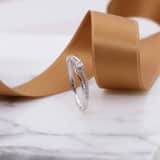 585 Weißgold-Ring mit Diamanten