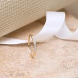 14 Karaat geelgouden ring met 9 diamanten 0,02ct