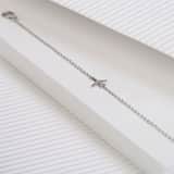 Silberarmband, Flugzeug