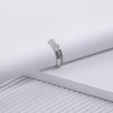 Rhodinierter Silberring mit Zirkonia