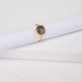Zilveren goldplated ring met labradoriet voor dames