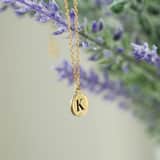 Zilveren goldplated letterhanger voor dames