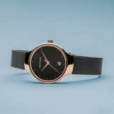 Bering Dames Horloge Zwart 13326-262