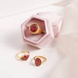 Vergoldeter Vintage-Edelstahlring mit Blume in Rot