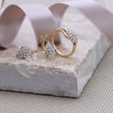 14 karaat geelgouden ring entourage 9 diamanten 0,08ct