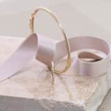 Armreif aus 585 Gelbgold mit Diamant (0,22 ct)