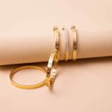 Guess stainless steel goldplated bangle met kristal voor dames