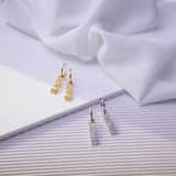 Zilveren naamoorbellen goldplated voor dames