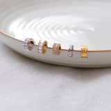 Zilveren helix earcuff parel