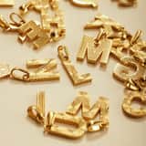 14 karaat geelgouden letterhanger voor dames