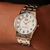 Q&Q Armbanduhr VN20J204Y
