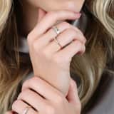 Zweifarbiger Goldring mit Diamant