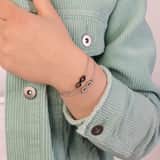 Armband aus Edelstahl Infinity mit Kristall