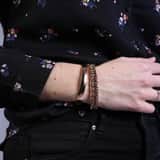 Set mit zwei rotvergoldeten Armbändern aus Edelstahl