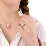 Stainless steel roséplated ring met kristal voor dames