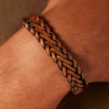 Stainless steel herenarmband gevlochten leer lichtbruin