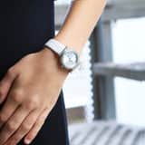 Little Miss Fabulous Armbanduhr mit weißem PU-Armband