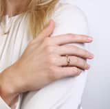 14K geelgouden ring infinity 7 diamanten 0,02ct