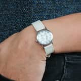 Little Miss Lovely Armbanduhr mit weißem PU-Armband