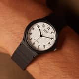 Casio Herren Uhr Schwarz MQ-24-7BLLEG