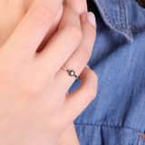 Zilveren ring rond met kristal Bali